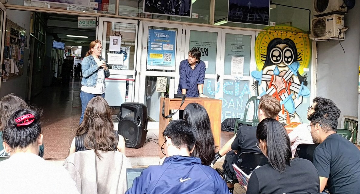 Actividad CLU